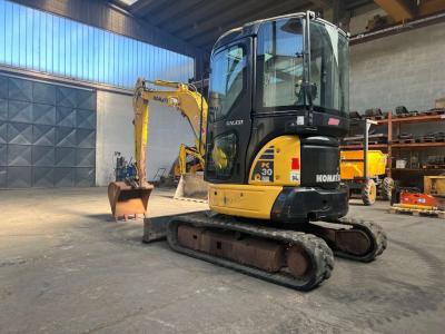 Komatsu PC30MR-2