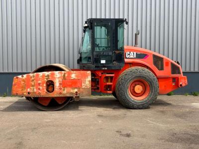 Caterpillar CS74 Foto 1