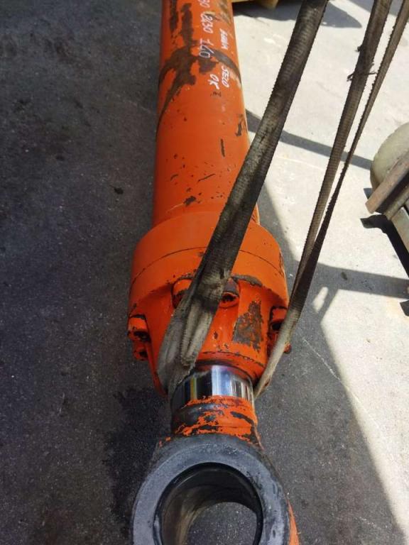 Pistone rotazione benna per Hitachi EX 800 Foto 2