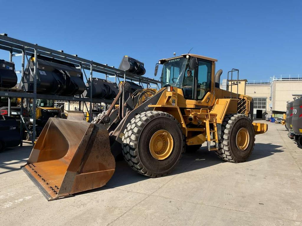 Volvo L150F Foto 2