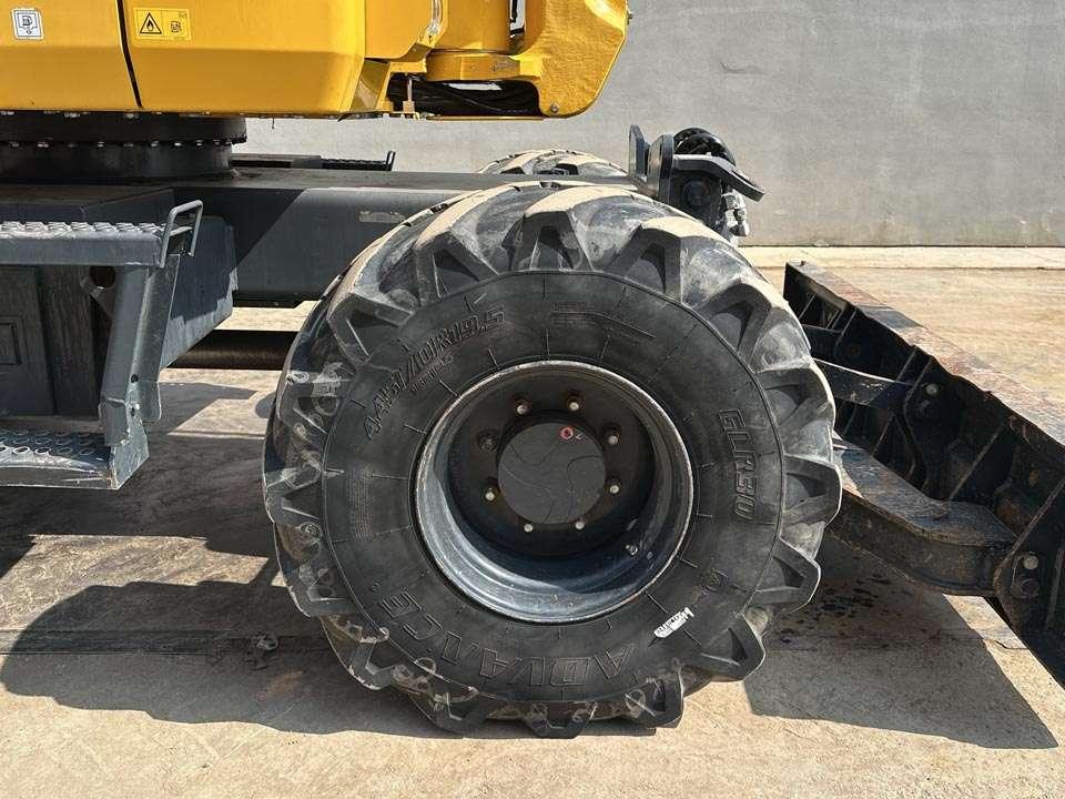 Komatsu PW118MR-11 Foto 6
