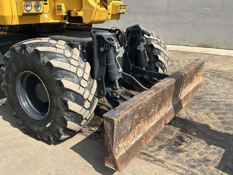 Komatsu PW118MR-11 Foto 8
