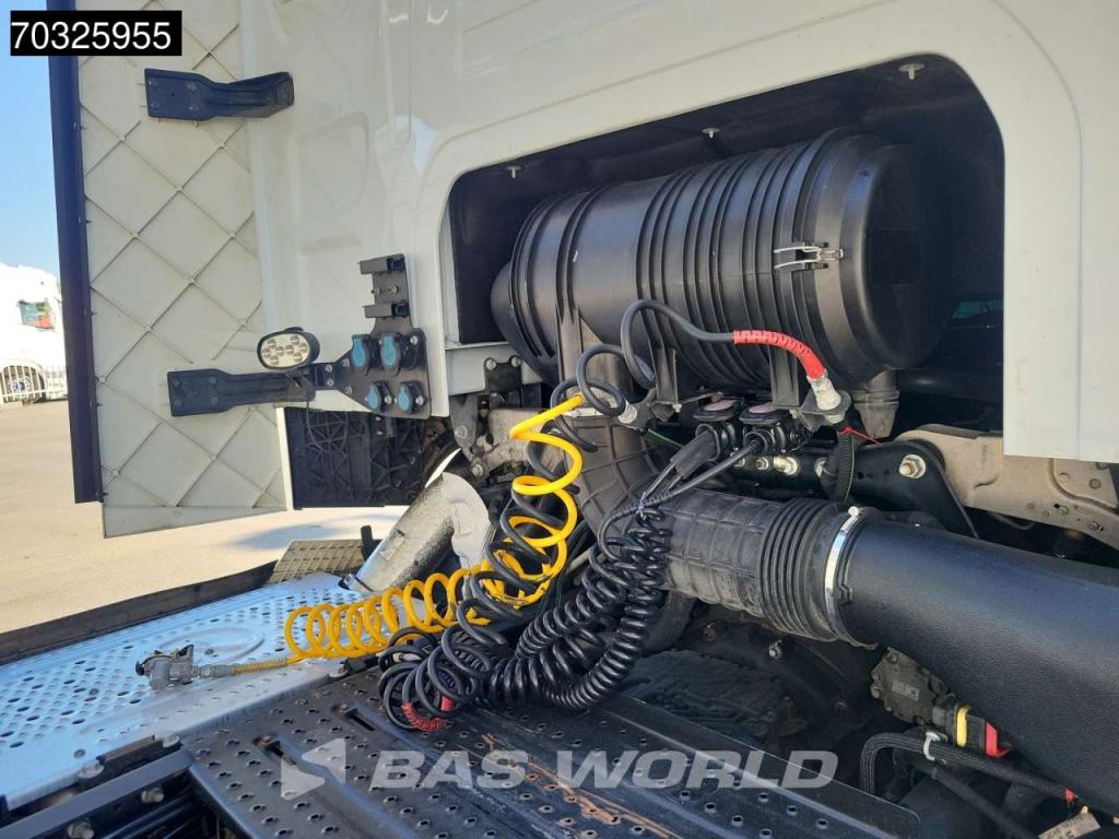 Ford F-Max 500 4X2 Retarder 2xTanks ACC Navi Standklima Foto 12