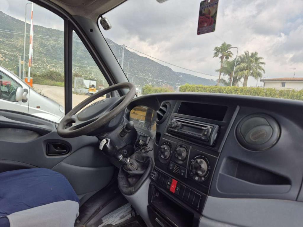 Iveco 35C10 Foto 3