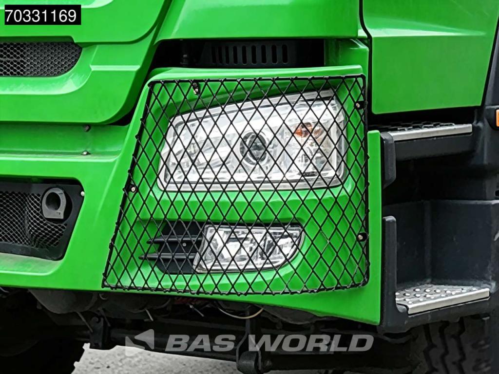 Sinotruk HOWO 371 8X4 Foto 10