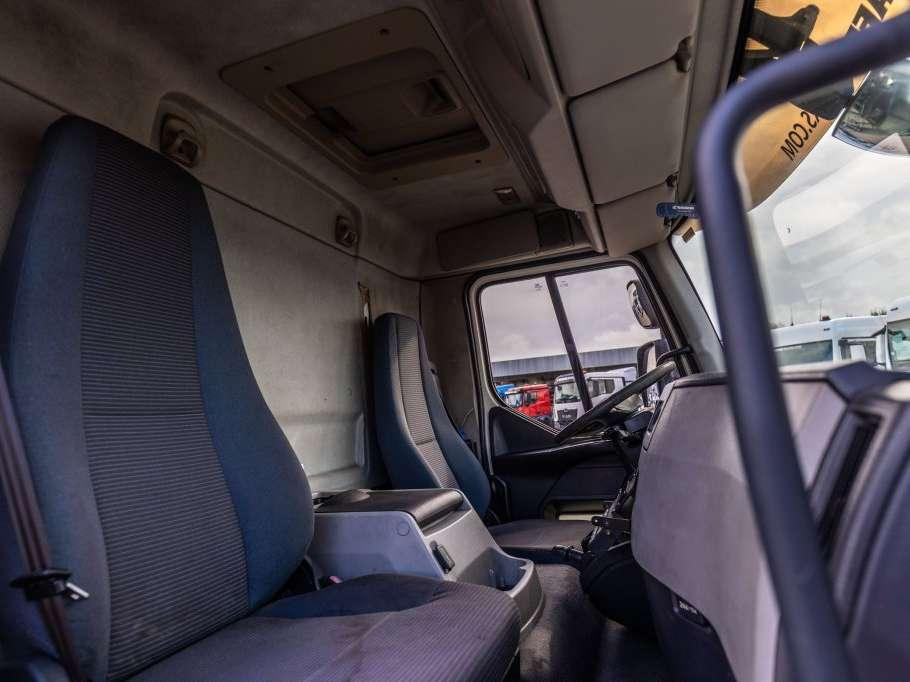 Volvo FLH 290+ CARRIER Foto 20