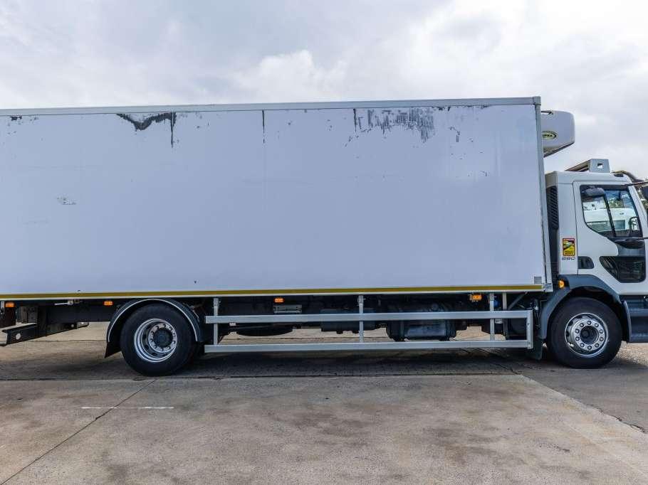 Volvo FLH 290+ CARRIER Foto 8