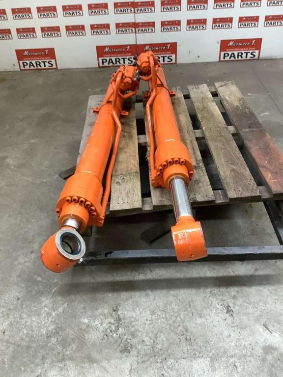 Pistone sollevamento per Hitachi ZX135 US-7 Foto 3