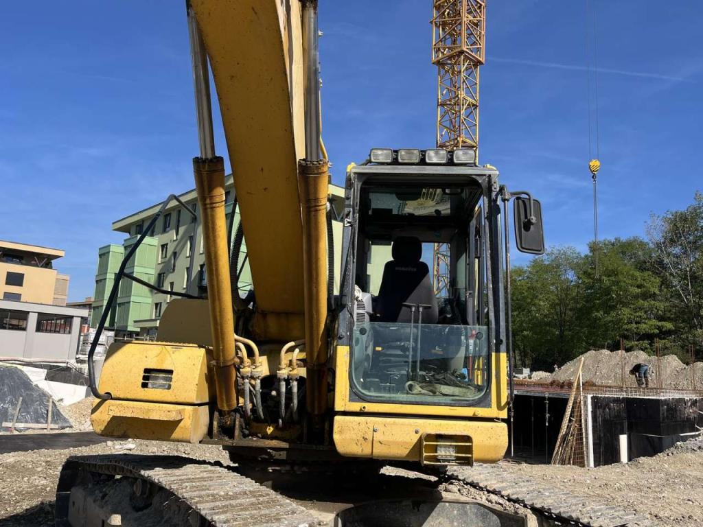 Komatsu PC210NLC-8 Foto 4