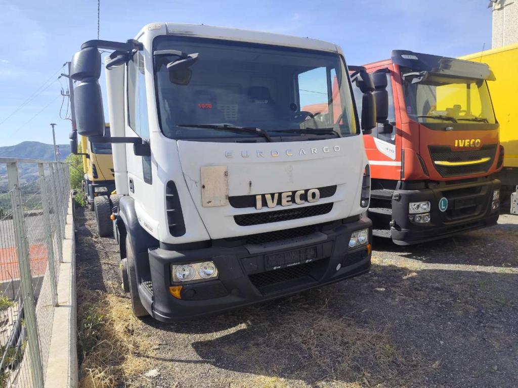 Iveco EUROCARGO 150E22P Foto 15