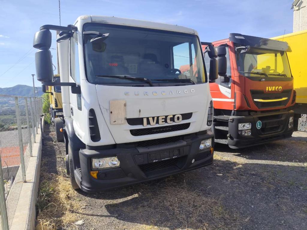 Iveco EUROCARGO 150E22P Foto 16