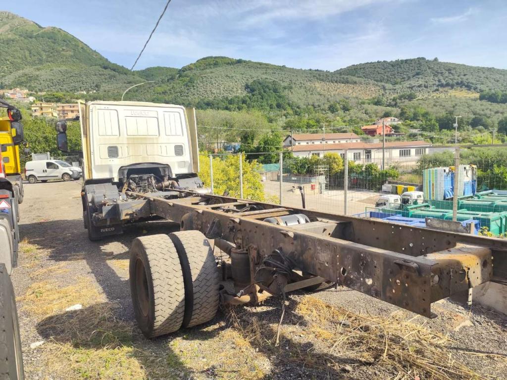 Iveco EUROCARGO 150E22P Foto 4