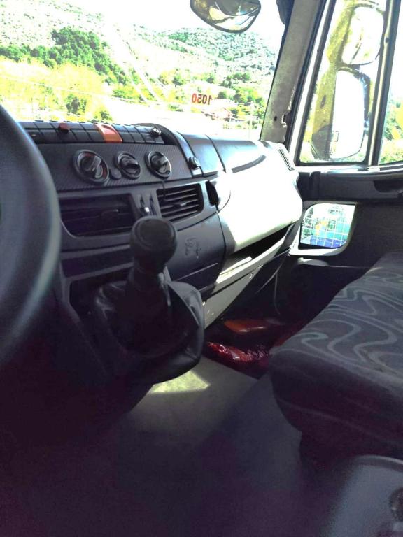 Iveco EUROCARGO 150E22P Foto 5
