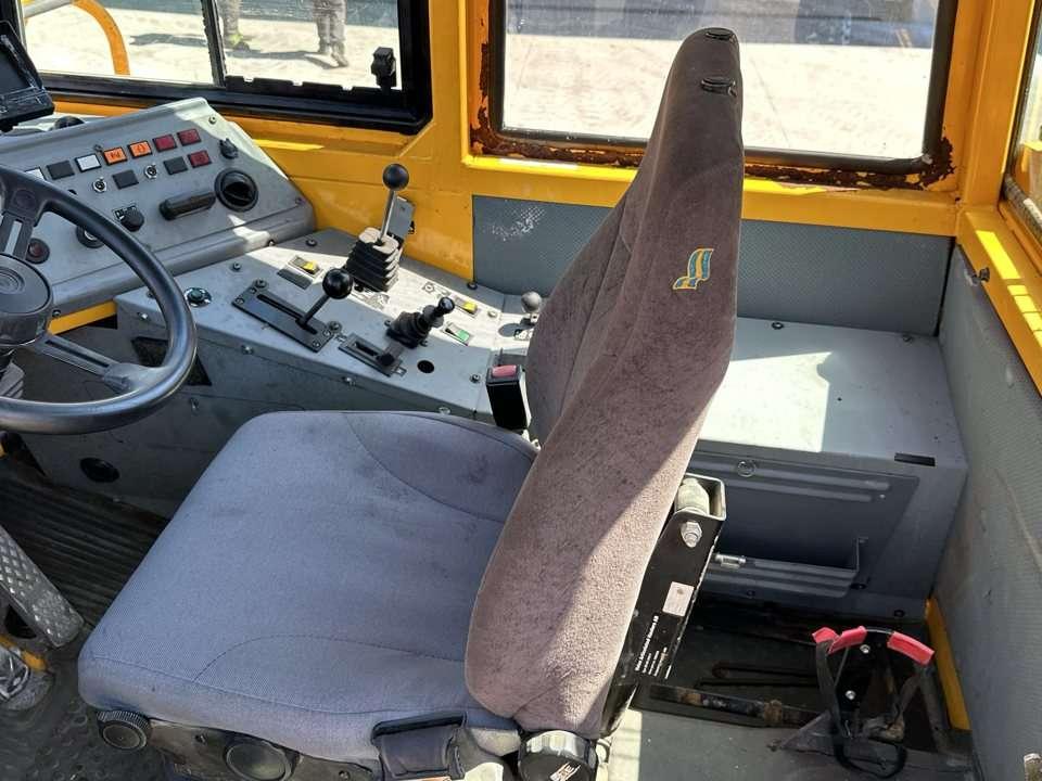 Volvo A25C 6X6 Foto 11