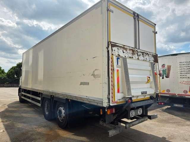 Man TGM 26.320 6X2 Foto 2