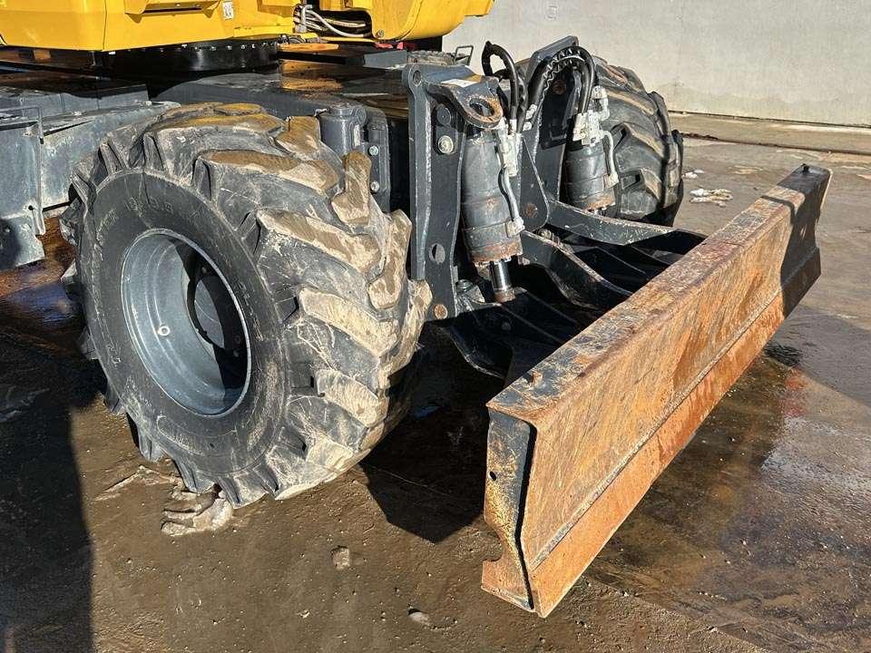 Komatsu PW118MR-11 Foto 9