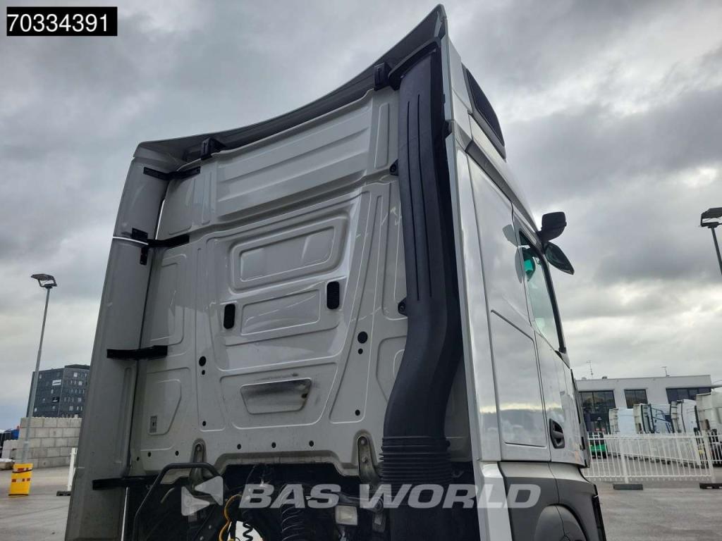 Mercedes Actros 1845 4X2 StreamSpace Retarder Standklima ACC Navi Foto 11