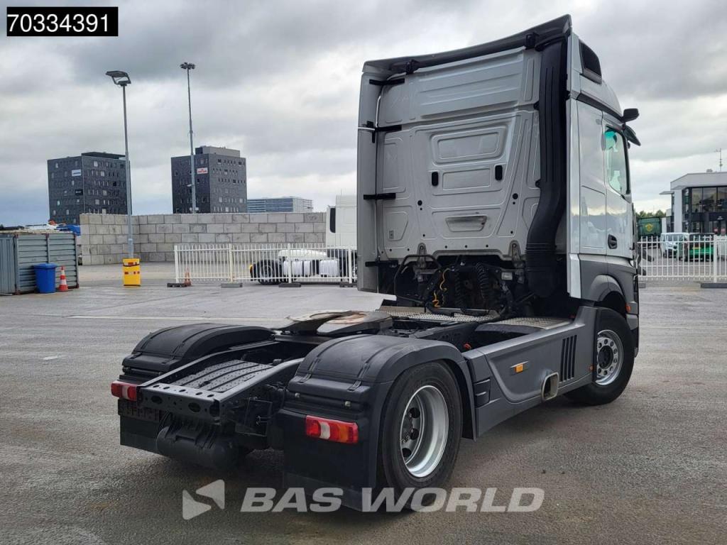 Mercedes Actros 1845 4X2 StreamSpace Retarder Standklima ACC Navi Foto 9