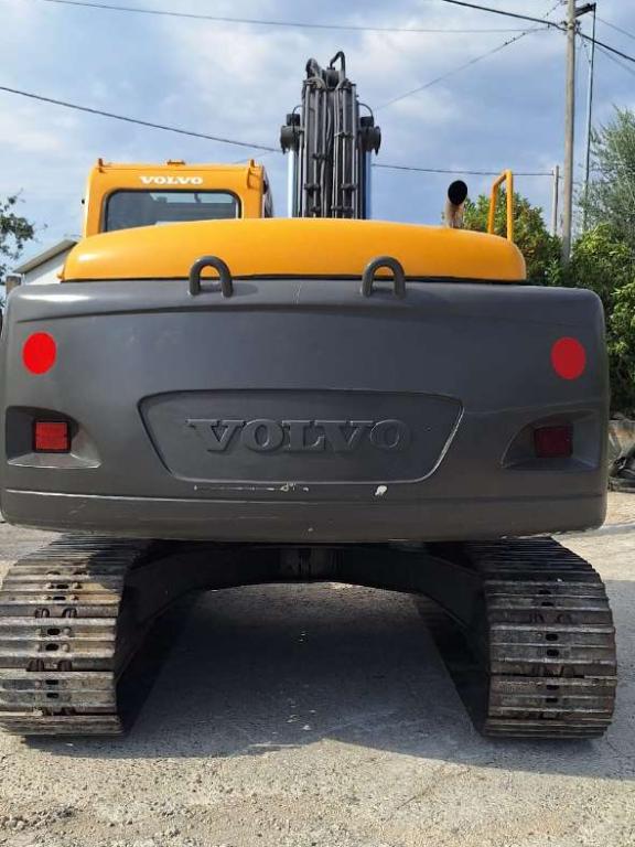 Volvo EC140B Foto 11