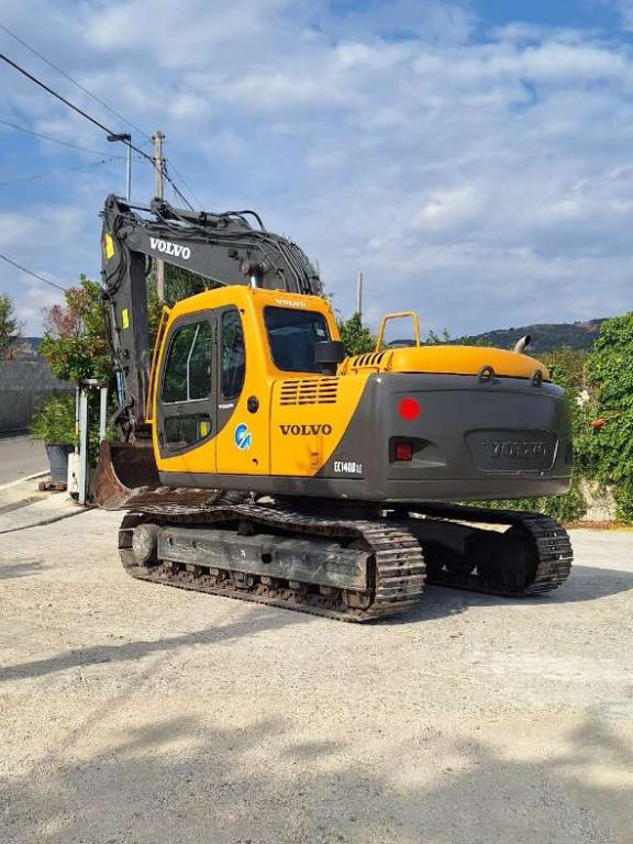 Volvo EC140B Foto 12