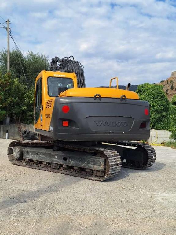 Volvo EC140B Foto 16