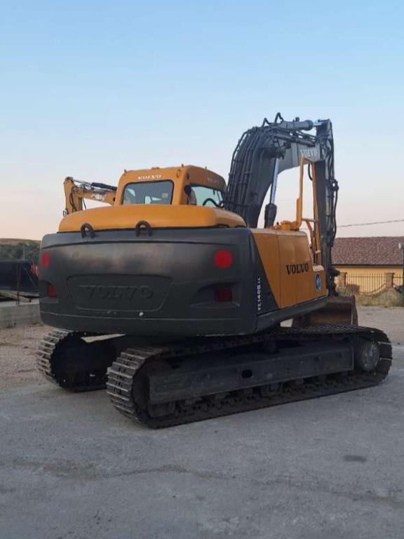 Volvo EC140B Foto 6