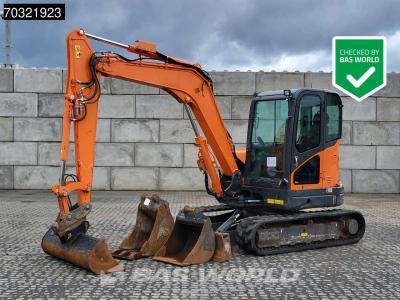 Doosan DX63-3 A/C - 3 Buckets in vendita da BAS World B.V.