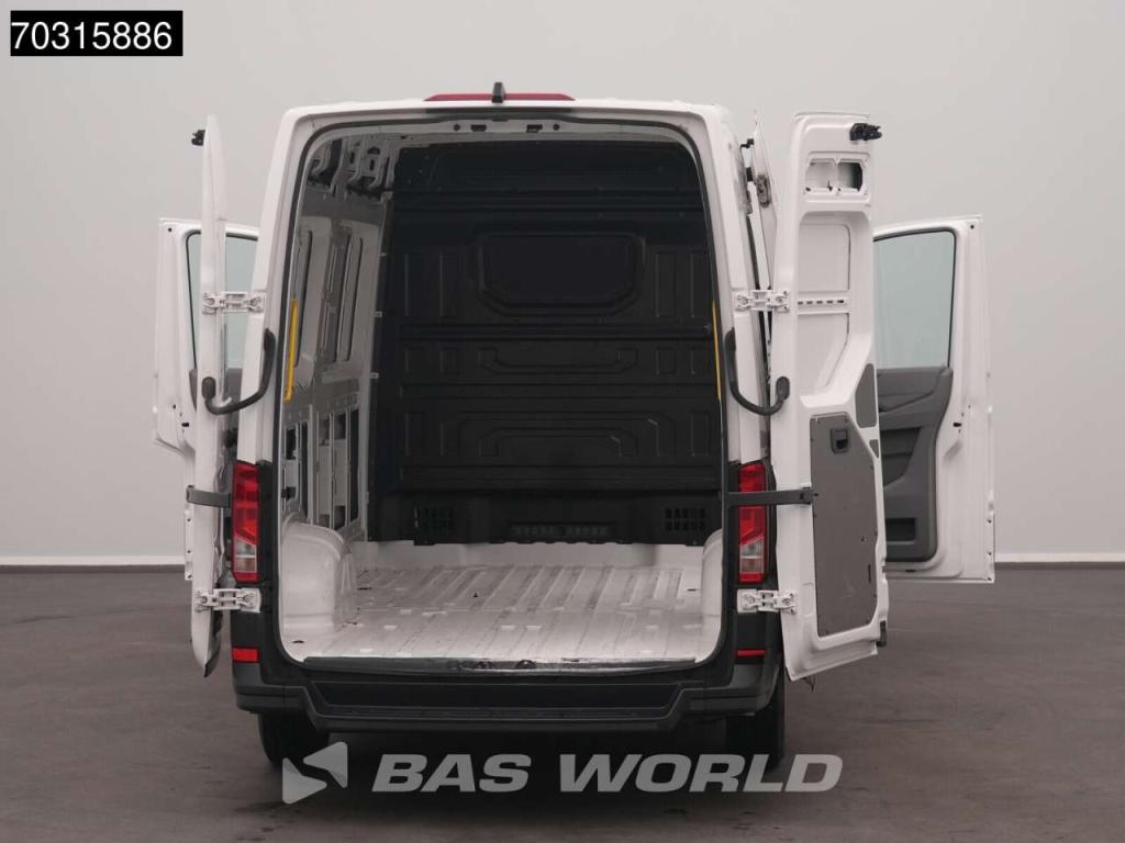 Volkswagen Crafter 140pk L3H3 Airco Camera Scherm L2H2 Airco Foto 18