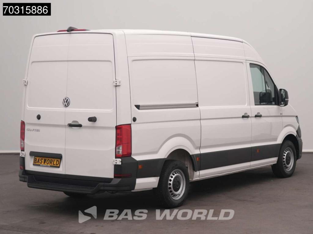 Volkswagen Crafter 140pk L3H3 Airco Camera Scherm L2H2 Airco Foto 2