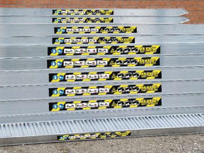 Coppia di rampe in alluminio Lunghezza 4.000 mm - Portata 7.650 kg in vendita da Progetto Rampe