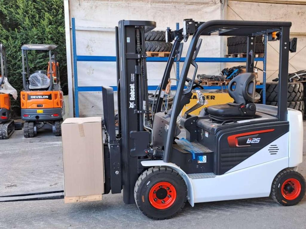 Bobcat B25 Foto 2