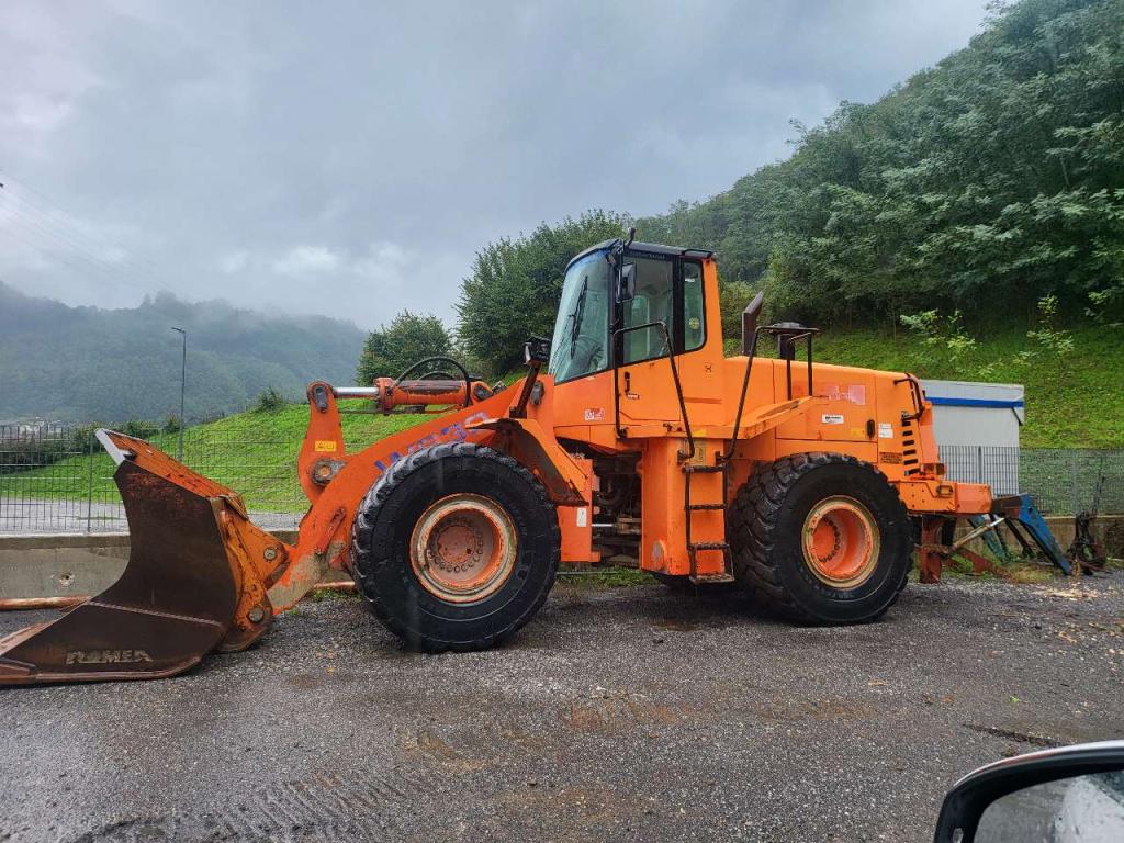 Fiat Hitachi W230 Foto 1
