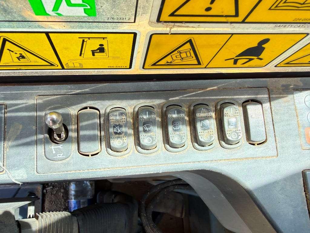 Caterpillar 320FL - New Bucket / Hammer Lines / Camera Foto 14