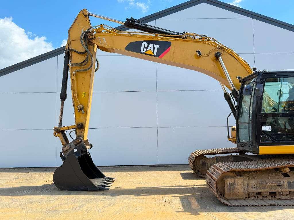 Caterpillar 320FL - New Bucket / Hammer Lines / Camera Foto 16