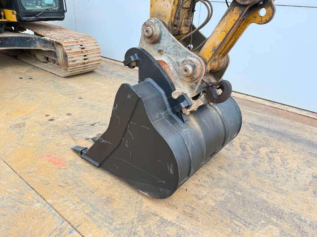 Caterpillar 320FL - New Bucket / Hammer Lines / Camera Foto 19