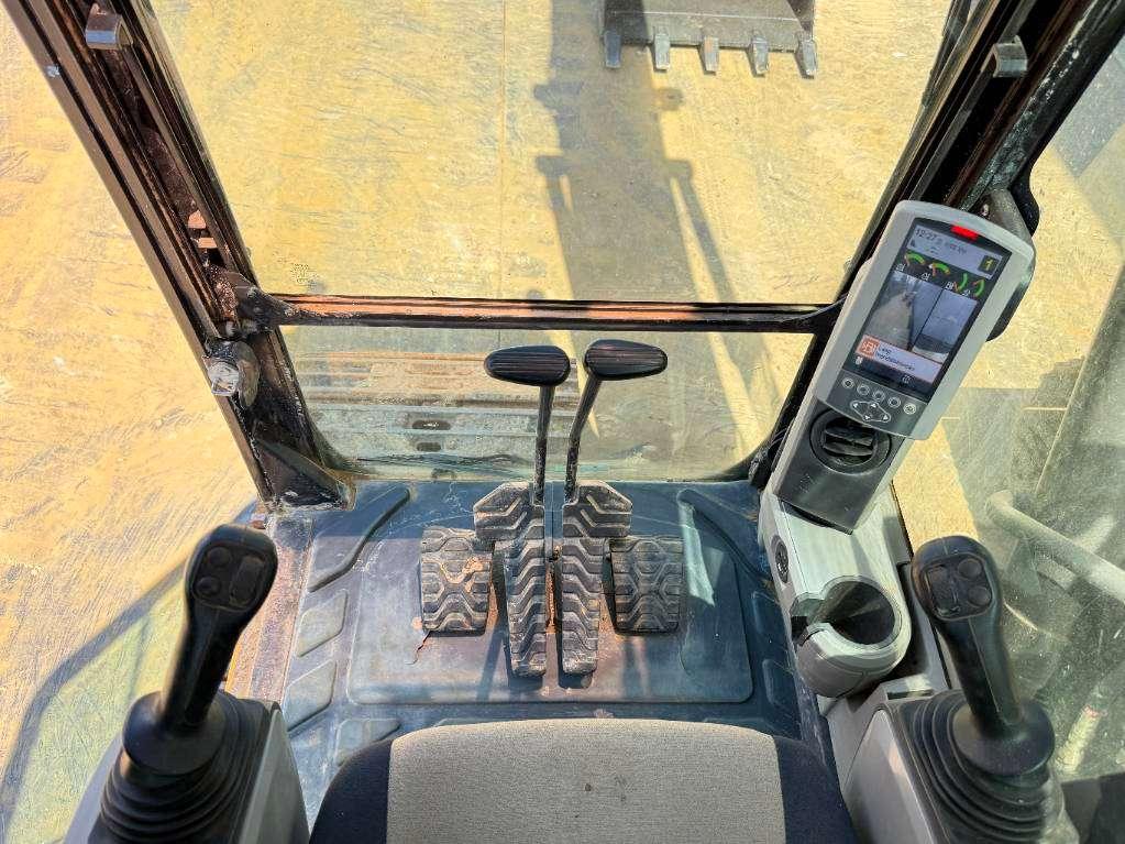 Caterpillar 320FL - New Bucket / Hammer Lines / Camera Foto 9