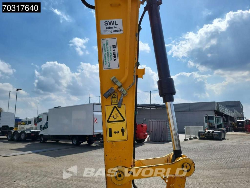 JCB JS131 LC Foto 11