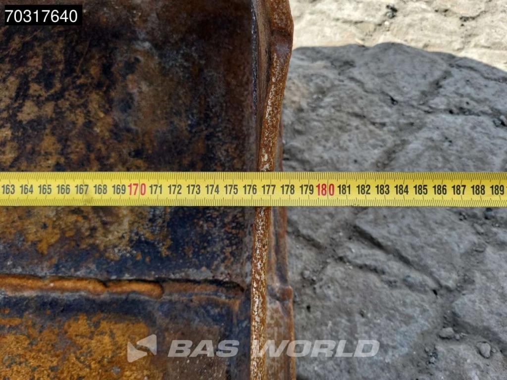 JCB JS131 LC Foto 15