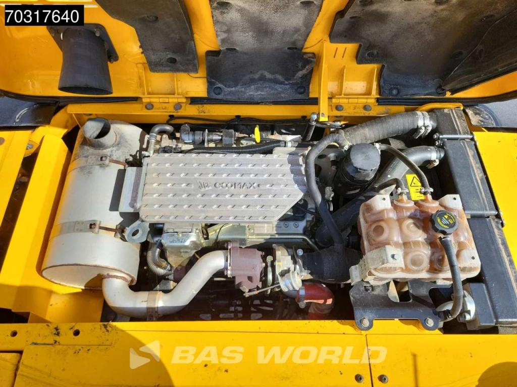 JCB JS131 LC Foto 17