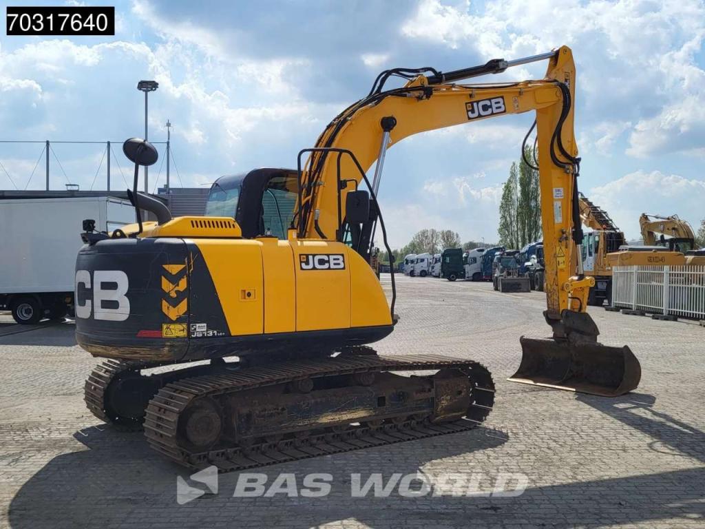 JCB JS131 LC Foto 5