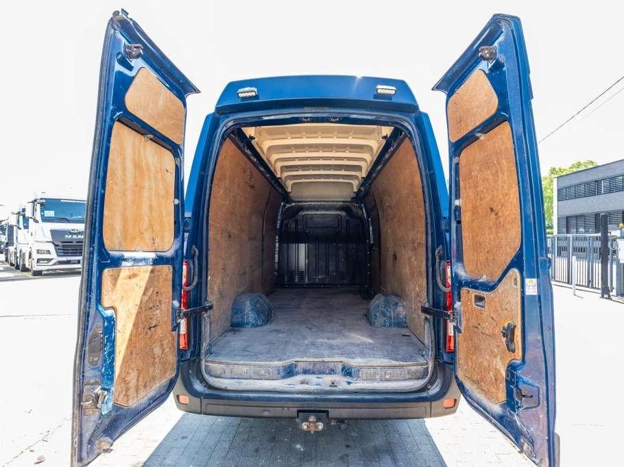 Nissan NV 400 Foto 6