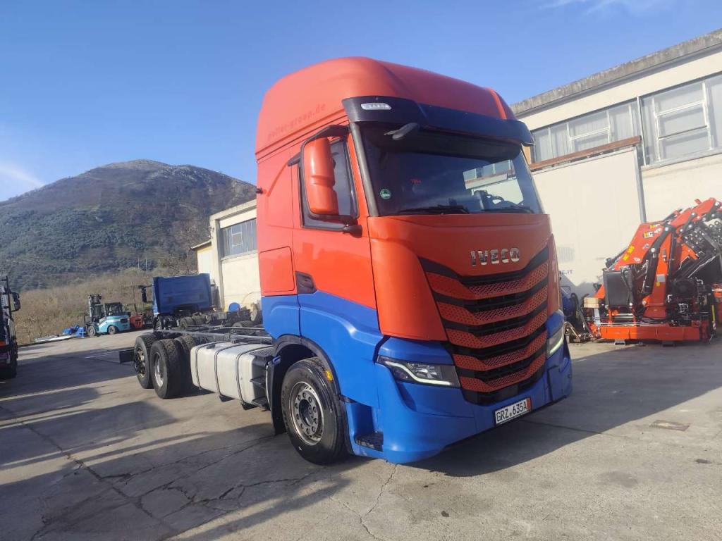 Iveco S-WAY AS260S48 Y Foto 1