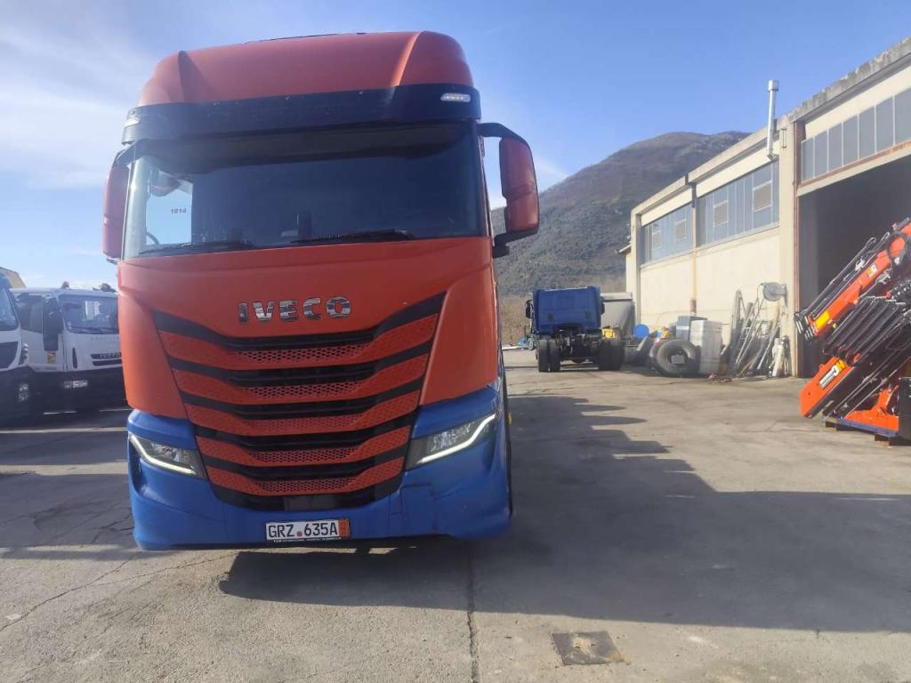 Iveco S-WAY AS260S48 Y Foto 17