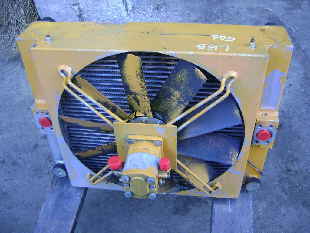 Radiatore olio idraulico per Liebherr 541 Foto 1