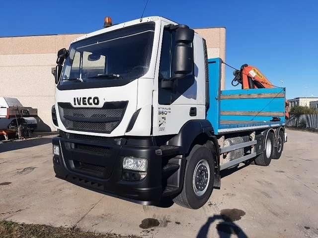 Iveco Stralis AD 260S36 Foto 11