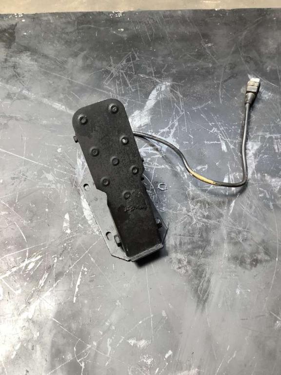 Pedale acceleratore per Bitelli BB650 Foto 1