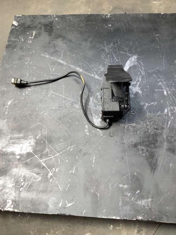 Pedale acceleratore per Bitelli BB650 Foto 3