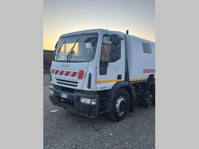 Iveco 160/150/E4 in vendita da Deal Di Balliu Mentor & c. Sas
