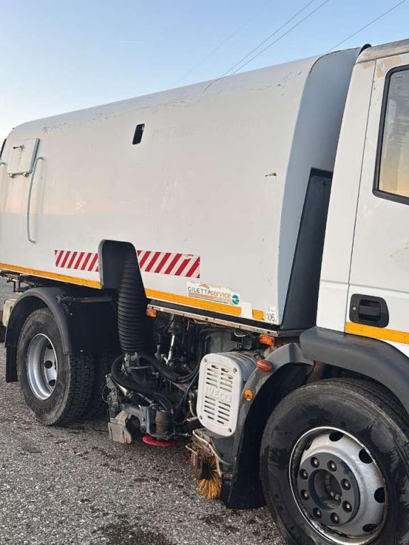 Iveco 160/150/E4 Foto 4