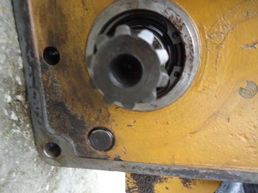Pompa idraulica per Fiat Allis FL14C - FL14D Foto 1